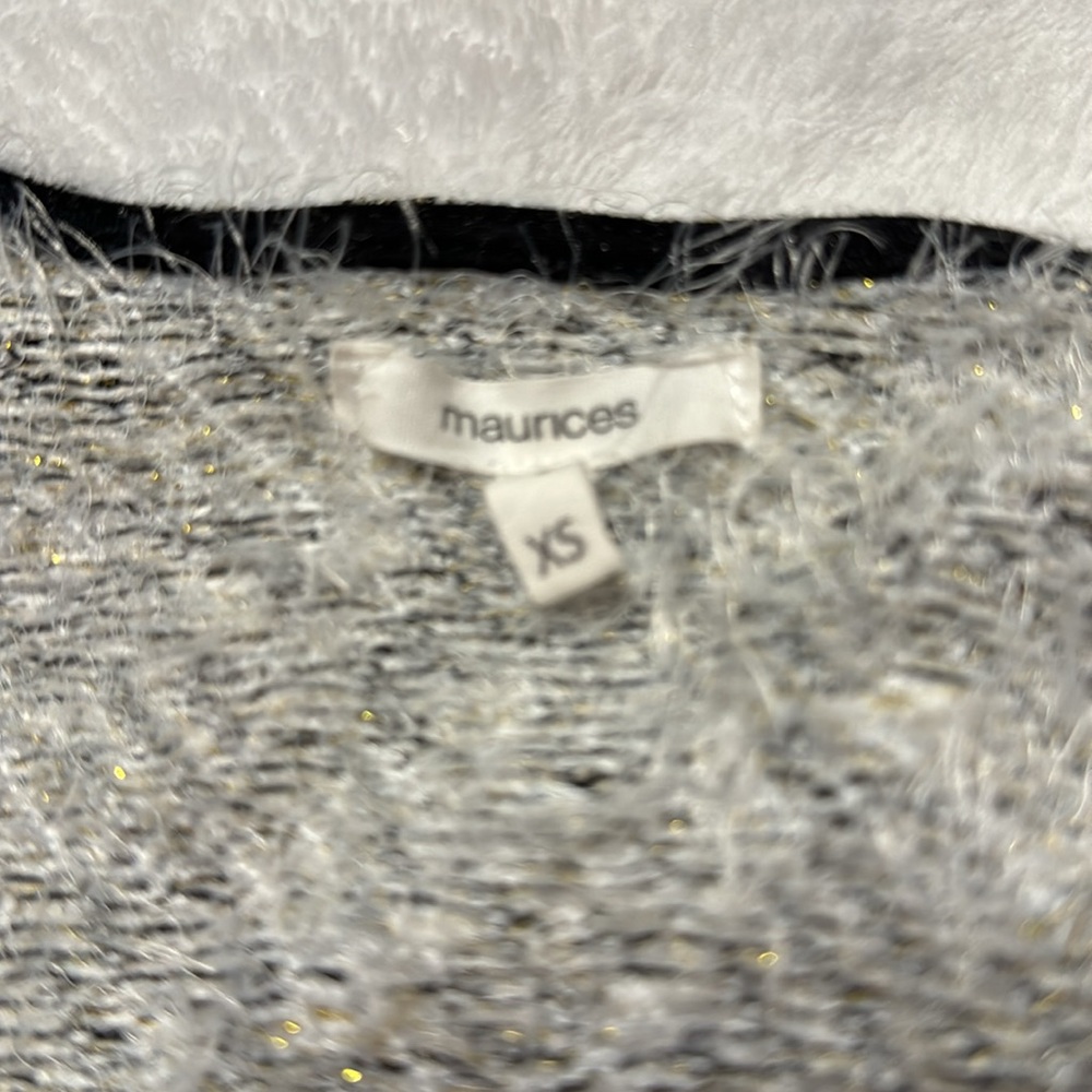 Maurice’s cardigan women’s (used) - Picture 2 of 4